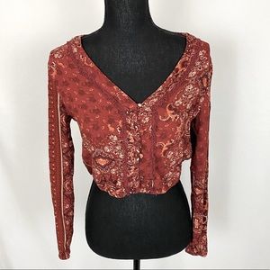 KENDALL + KYLIE long sleeve crop top